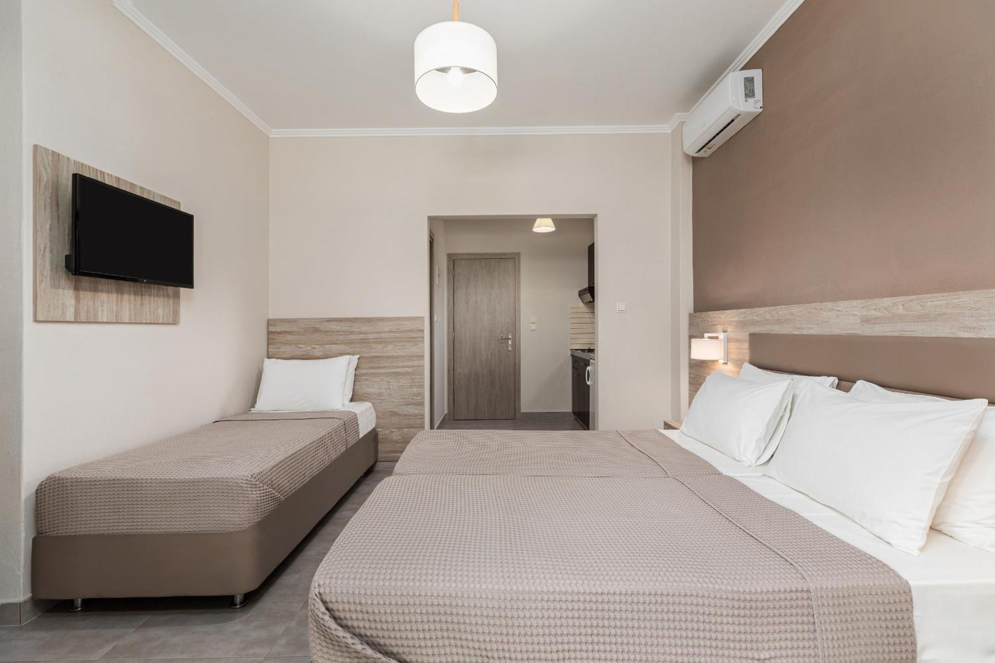 Hotel Grekas 네오이포로이 외부 사진